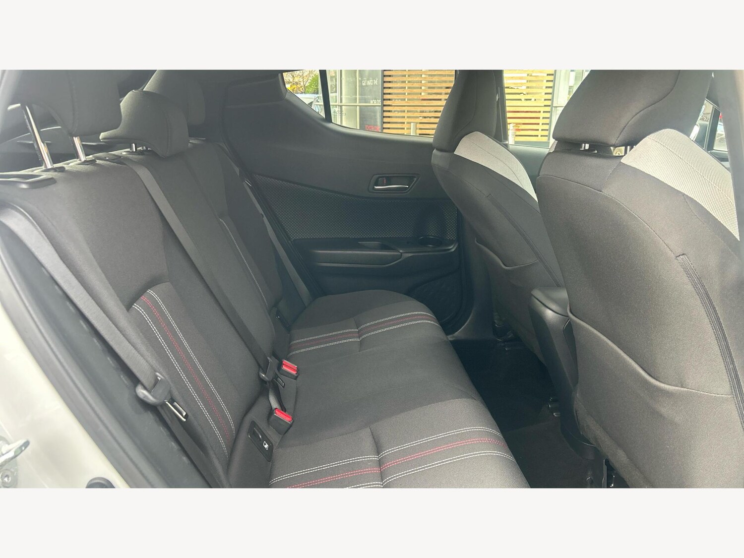 Used Toyota C-HR 2021 for sale - 76537713: Photo 14