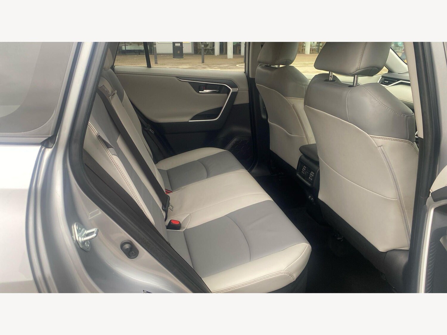 Used Toyota RAV4 2021 for sale - 78047852: Photo 14