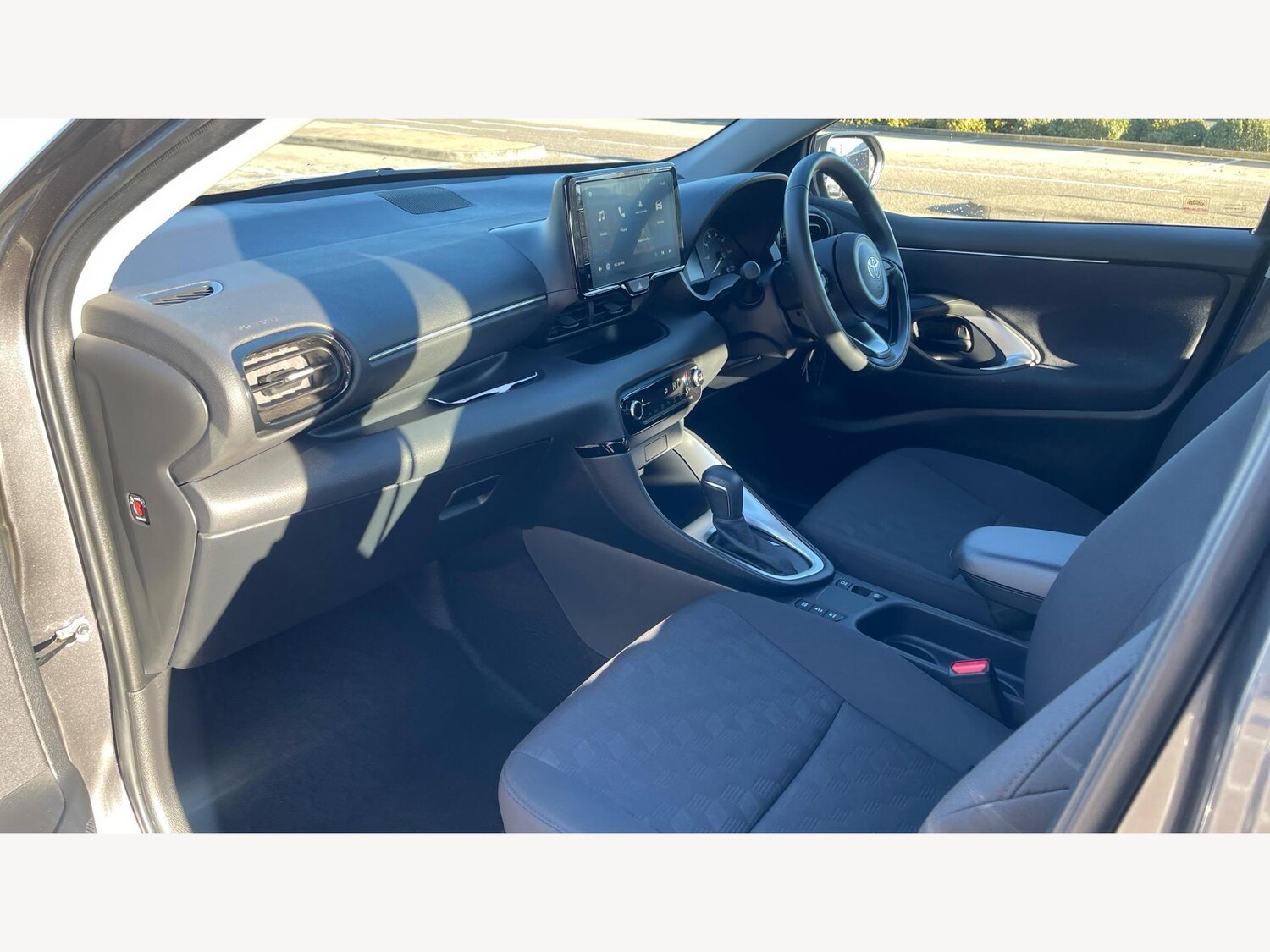 Used Toyota Yaris for sale - 77216186: Photo 12