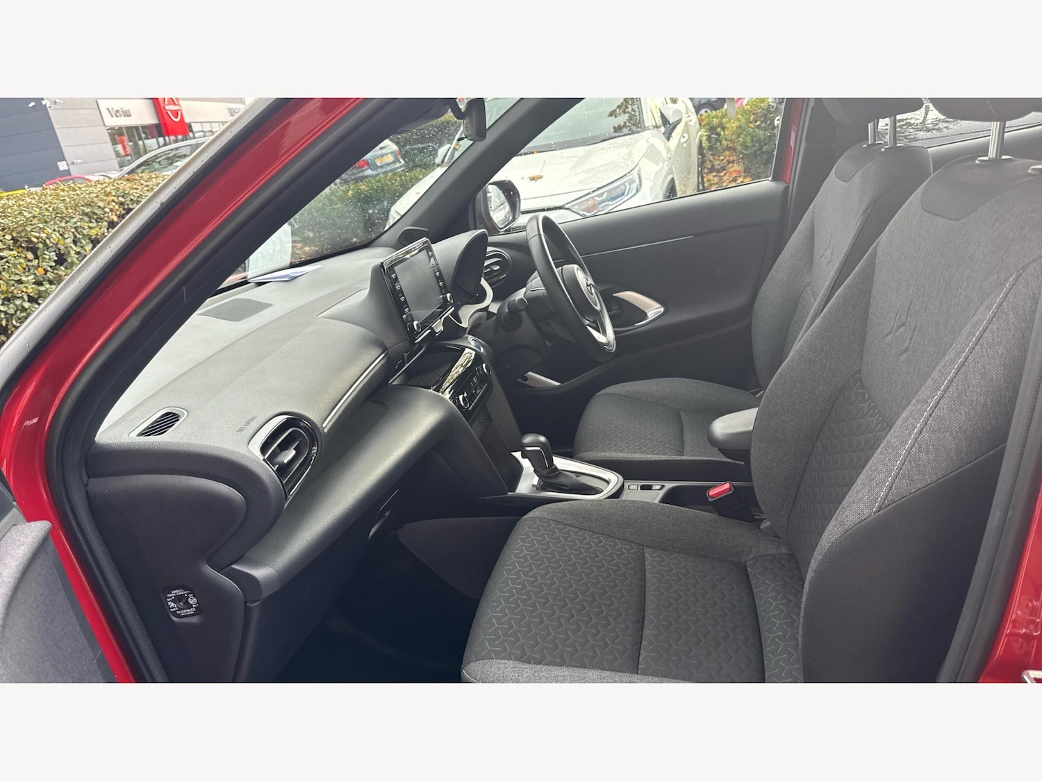 Used Toyota Yaris Cross 2023 for sale - 76388321: Photo 12