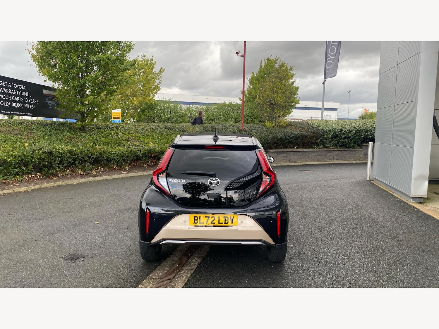Vehicle 21