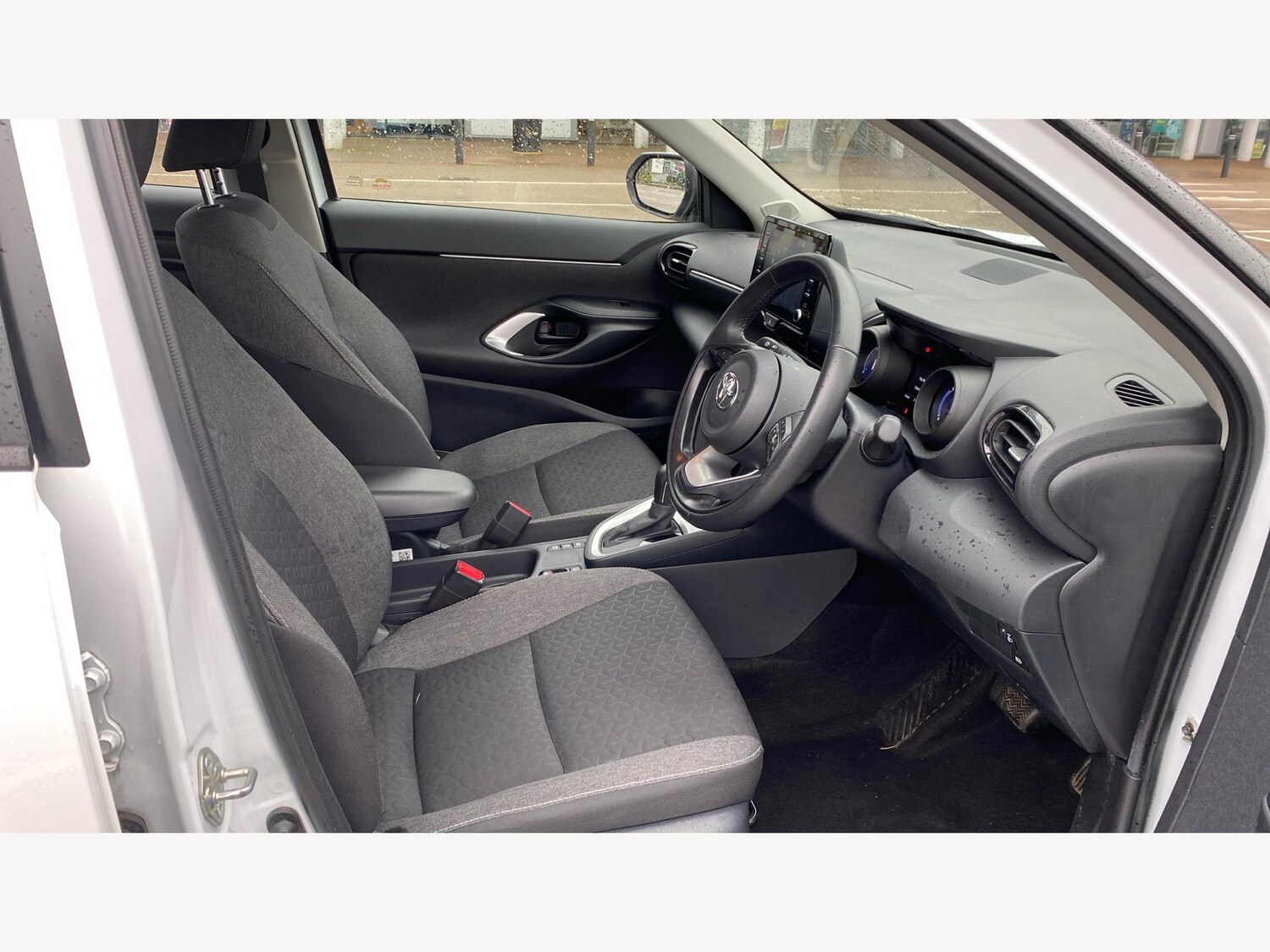 Used Toyota Yaris Cross 2023 for sale - 77479341: Photo 13