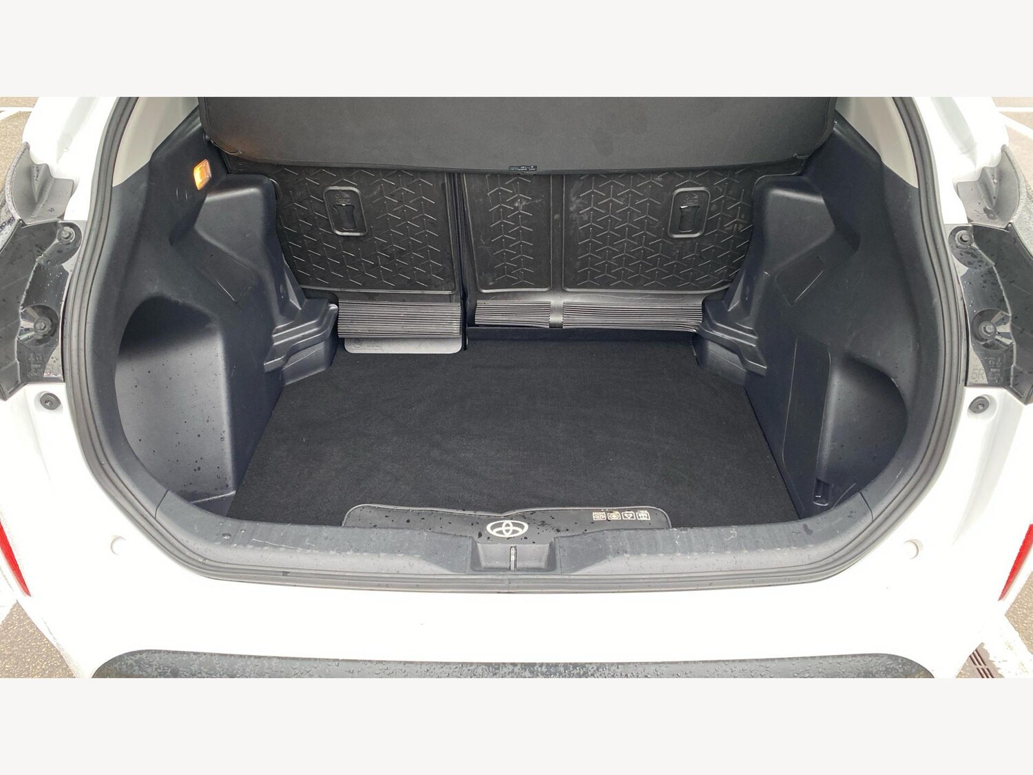 Used Toyota Yaris Cross 2023 for sale - 77479341: Photo 16