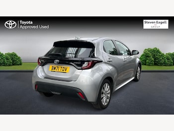 Used Toyota Yaris 2022 for sale - 75563263: Photo