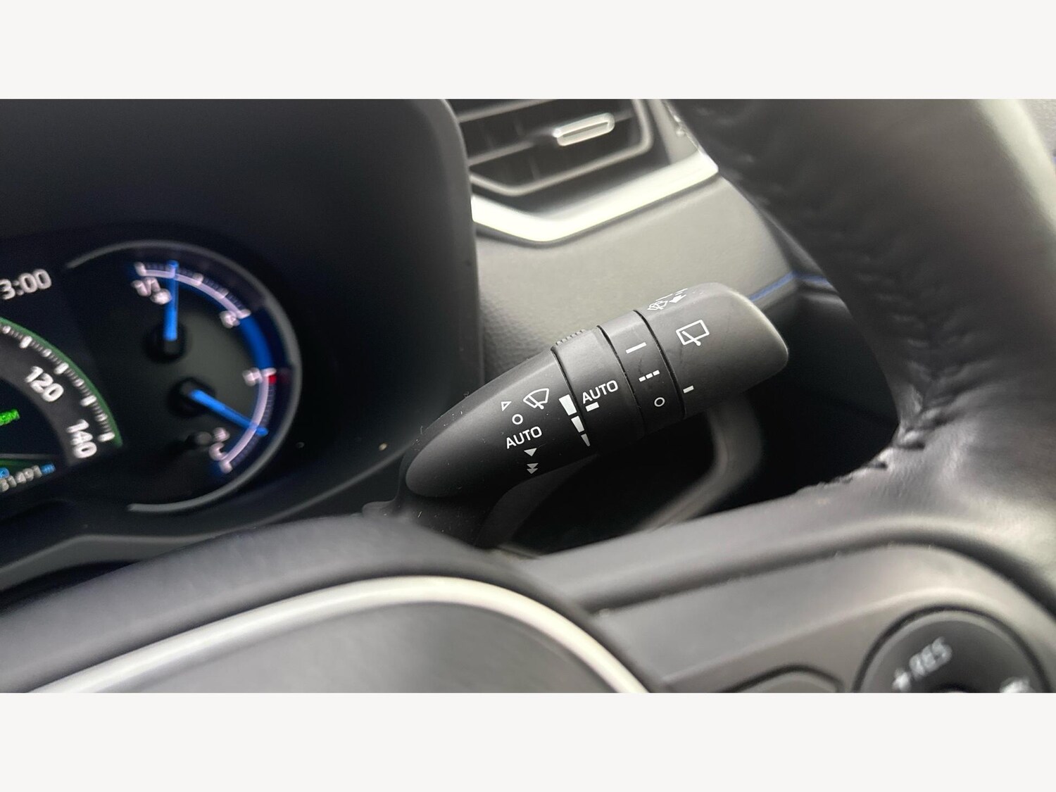 Used Toyota RAV4 2021 for sale - 77290991: Photo 26