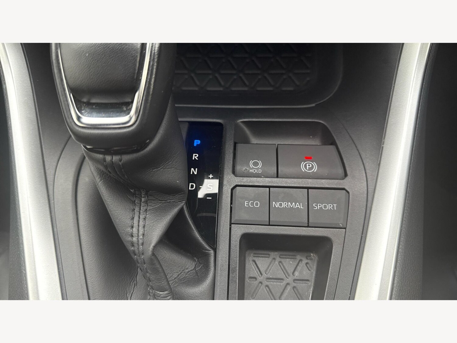 Used Toyota RAV4 2021 for sale - 77290991: Photo 31