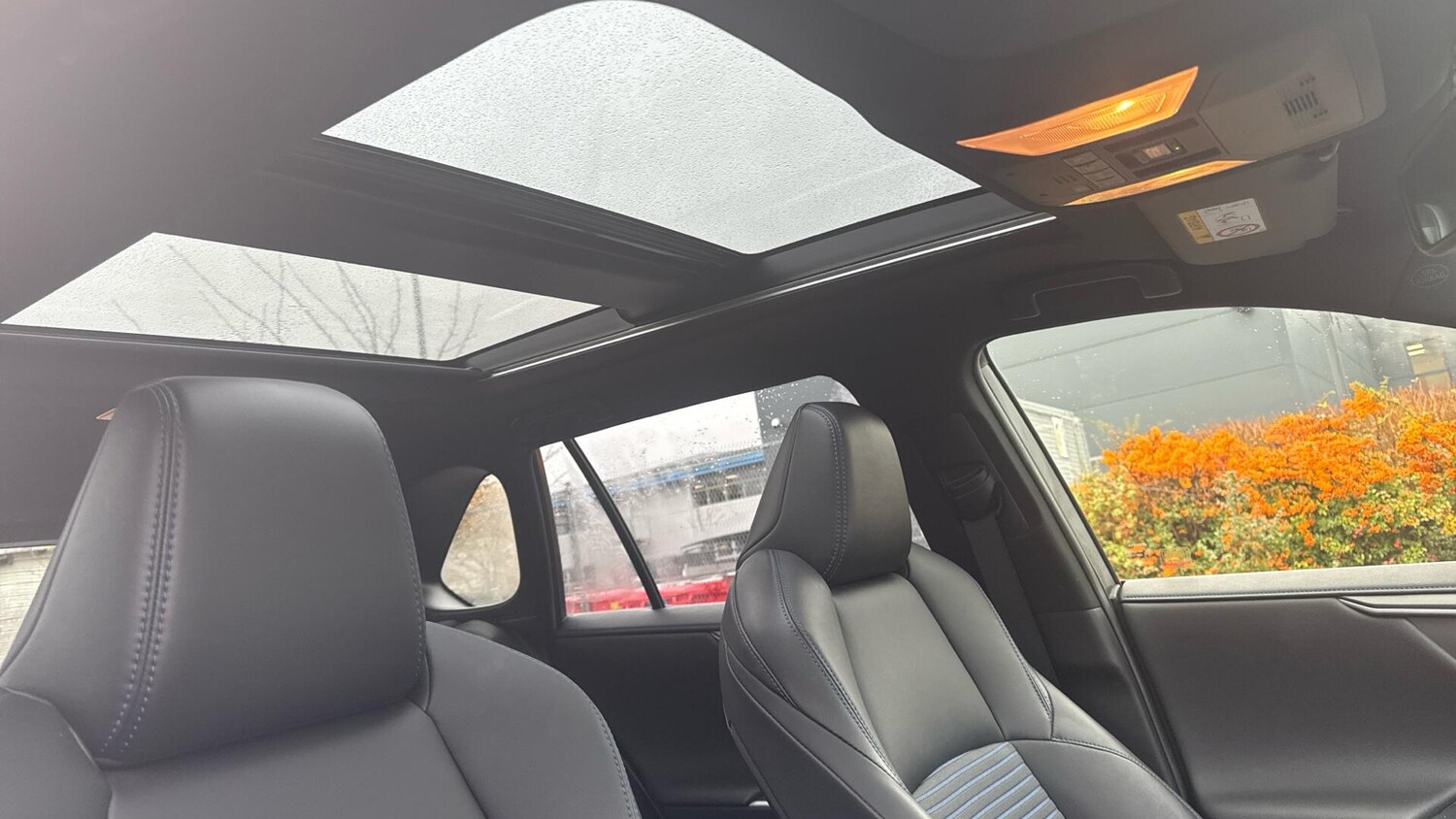 Used Toyota RAV4 2021 for sale - 77290991: Photo 32