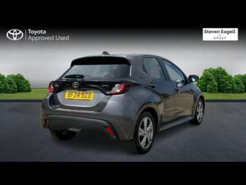 Used Toyota Yaris 2024 for sale - 74599993: Photo