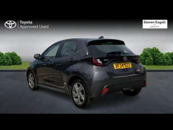 Used Toyota Yaris 2024 for sale - 74599993: Photo