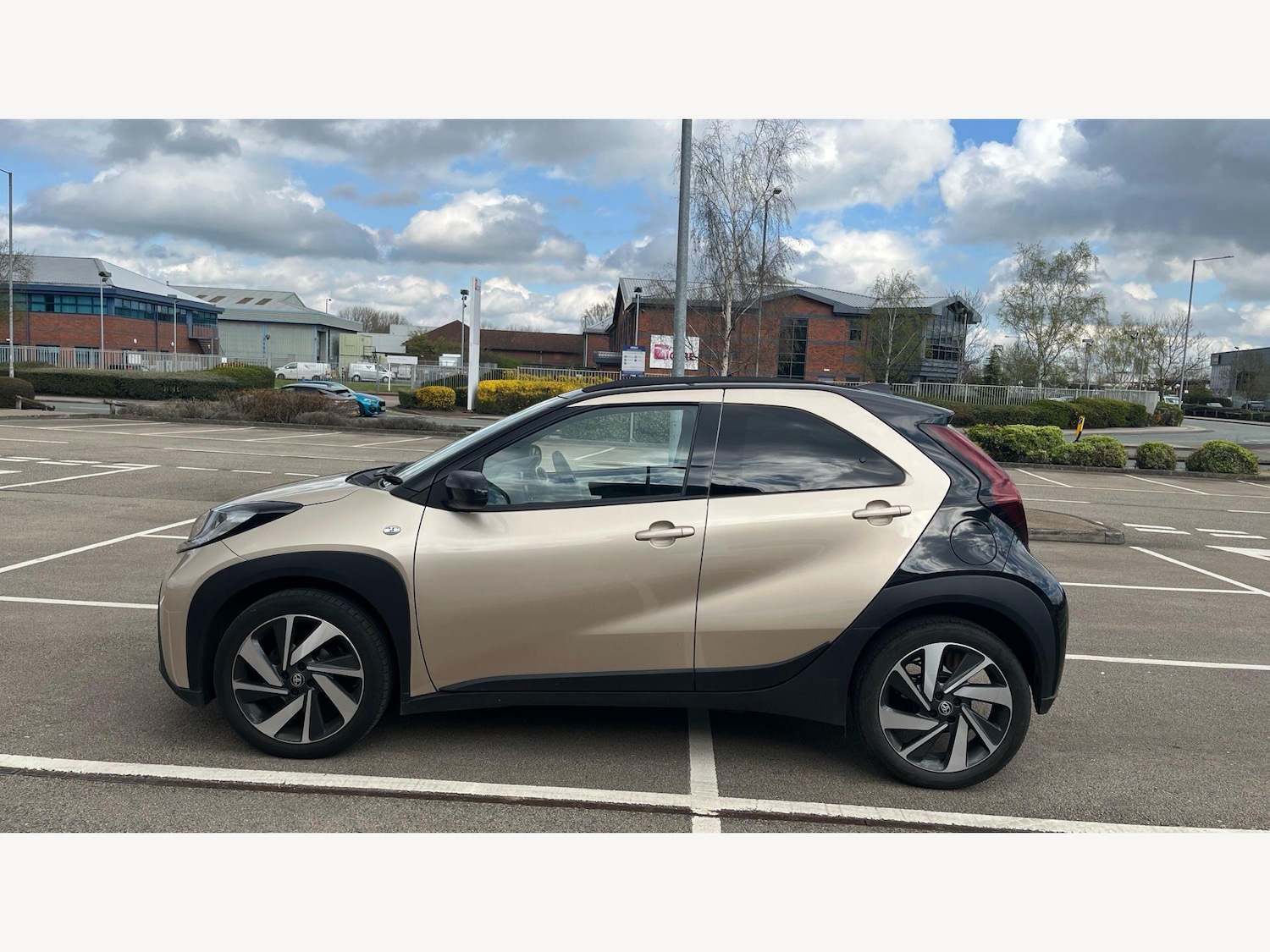 Used Toyota Aygo X 2022 for sale - 78185303: Photo 19