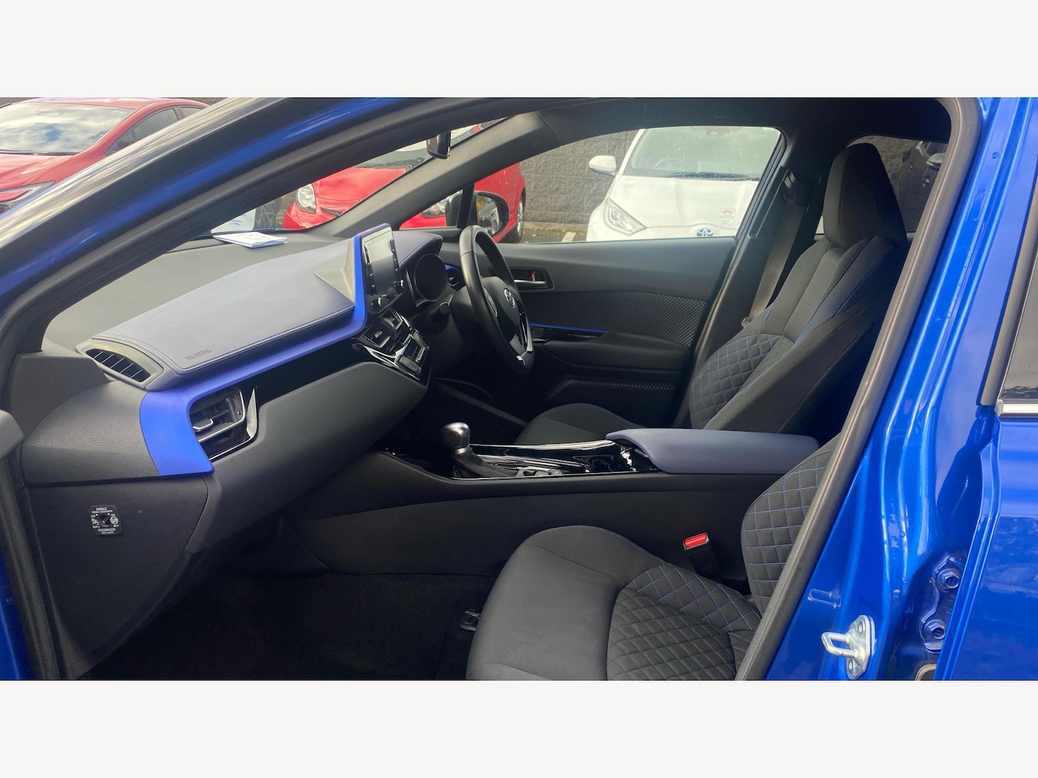 Used Toyota C-HR for sale - 76440576: Photo 12