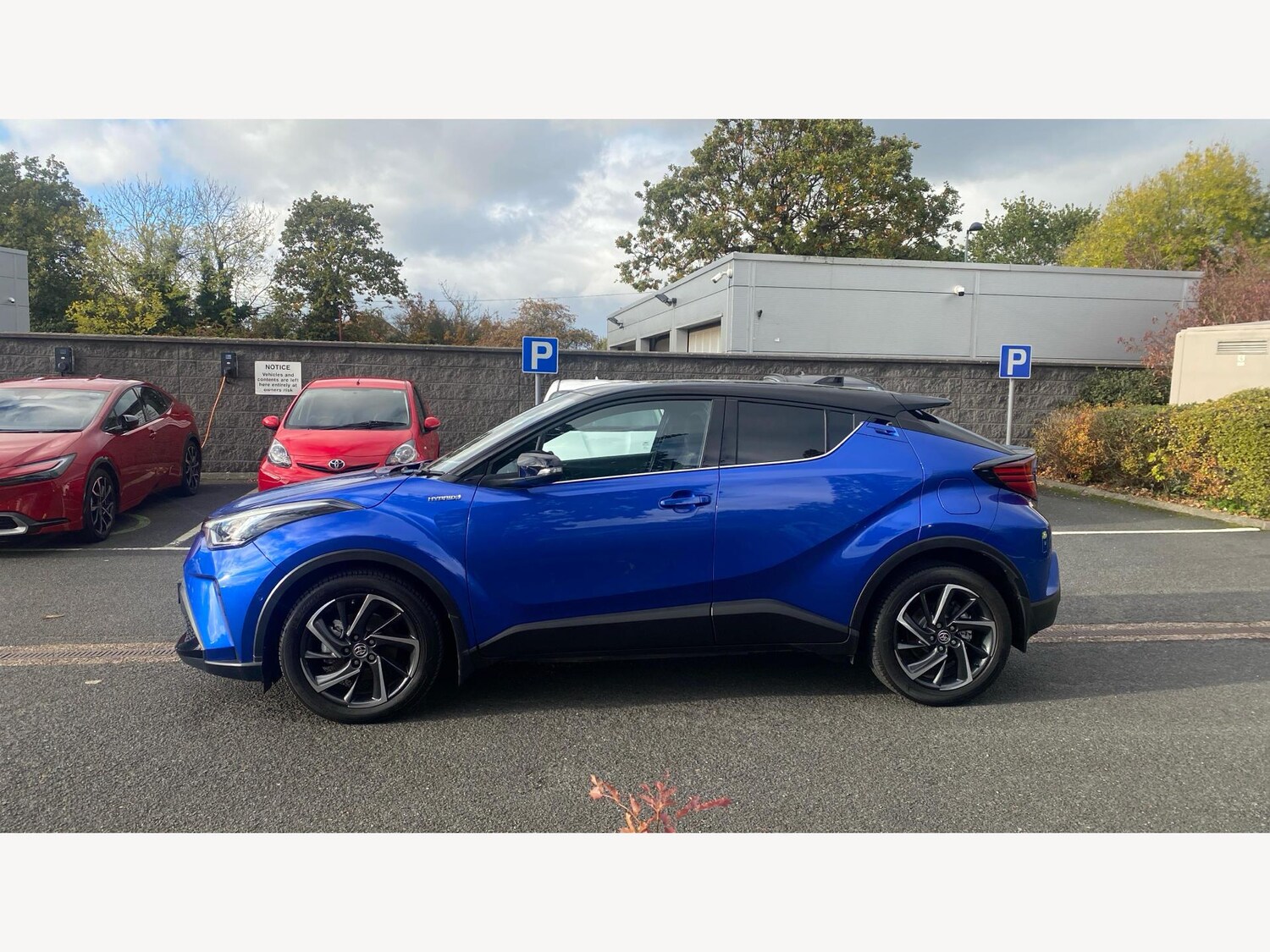 Used Toyota C-HR for sale - 76440576: Photo 19