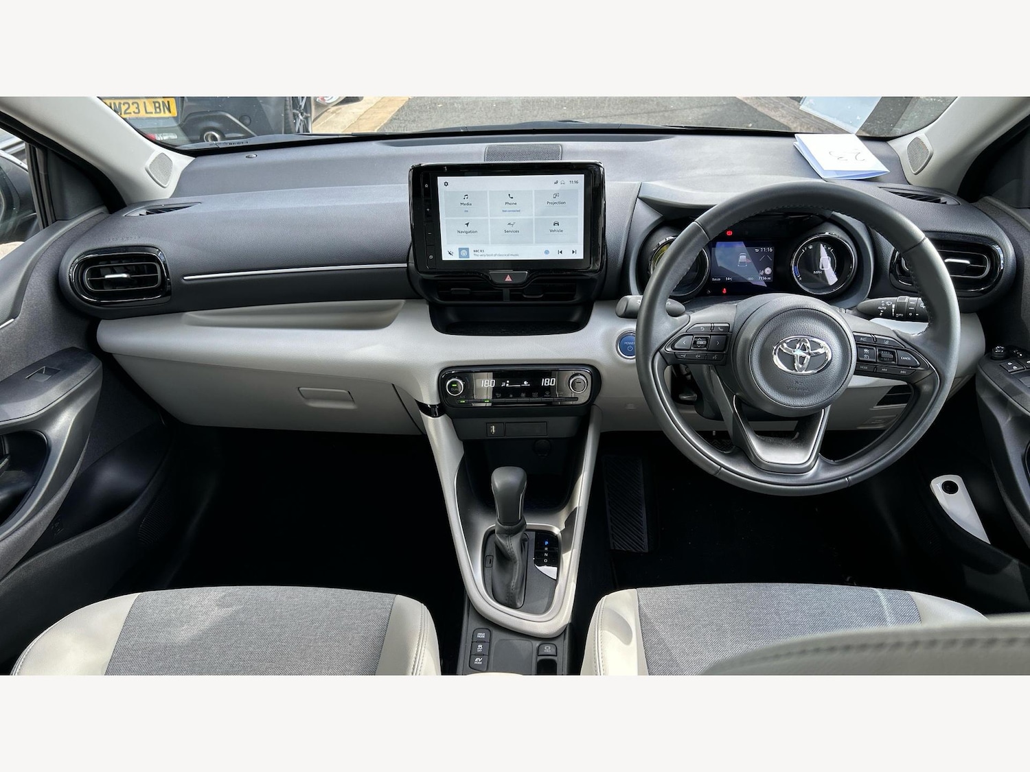 Used Toyota Yaris 2023 for sale - 76389355: Photo 7