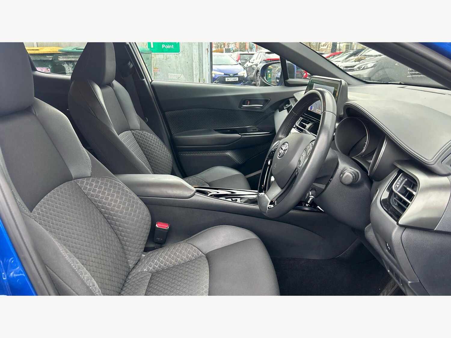 Used Toyota C-HR for sale - 77646846: Photo 13