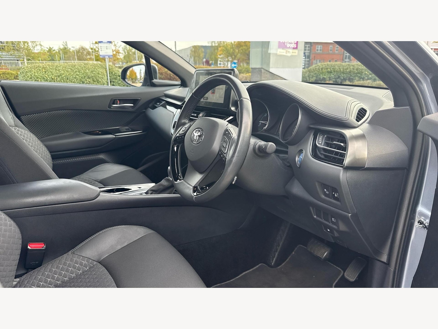 Used Toyota C-HR 2023 for sale - 76158588: Photo 13