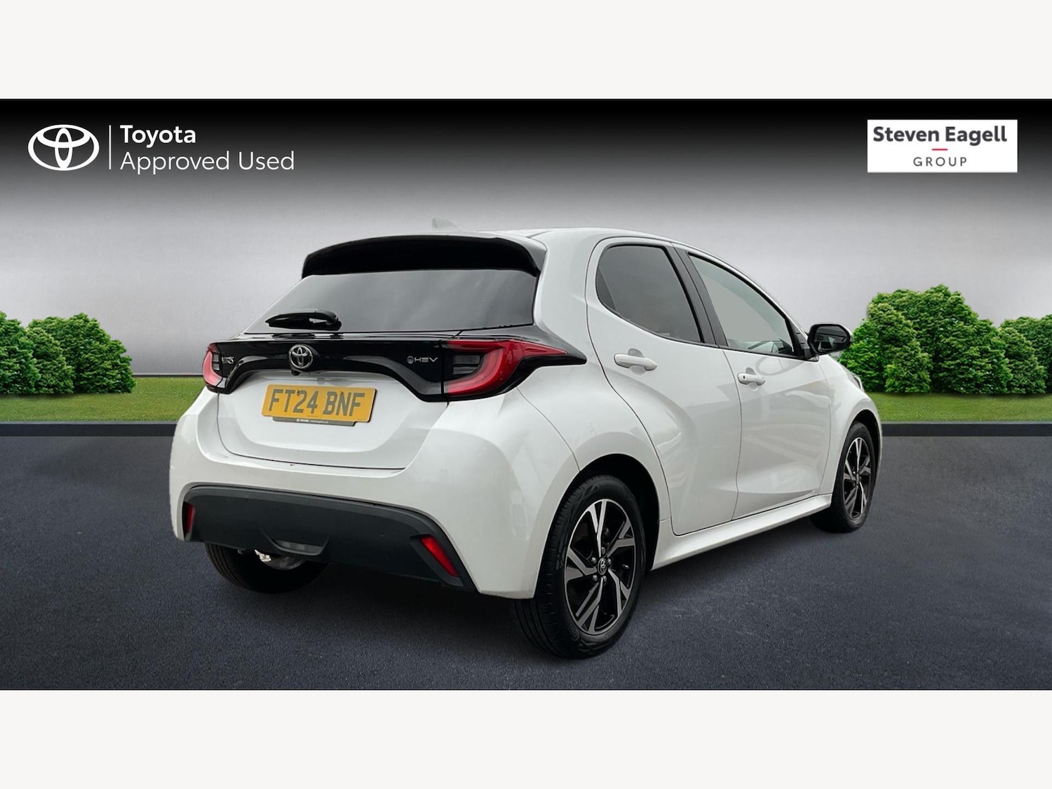 Used Toyota Yaris 2024 for sale - 77255234: Photo 2