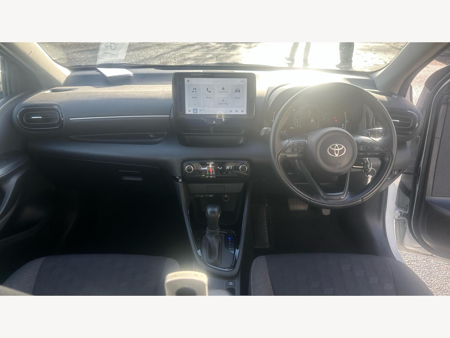 Used Toyota Yaris 2024 for sale - 77255234: Photo 7