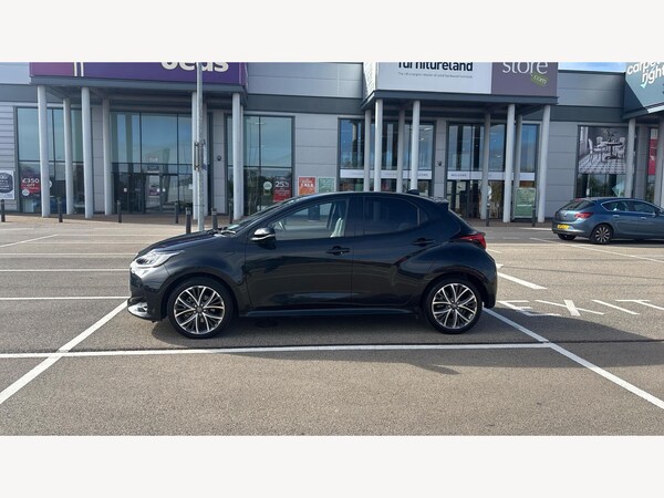 Used Toyota Yaris 2024 for sale - 76201223: Photo 19