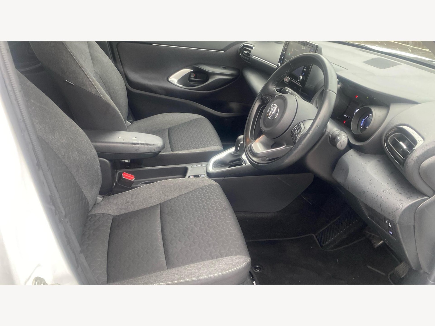 Used Toyota Yaris Cross 2023 for sale - 77267124: Photo 13