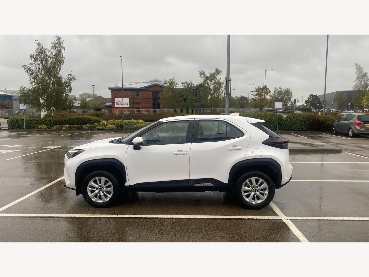 Used Toyota Yaris Cross 2023 for sale - 77267124: Photo 19