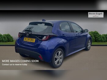 Used Toyota Yaris 2024 for sale - 77808812: Photo