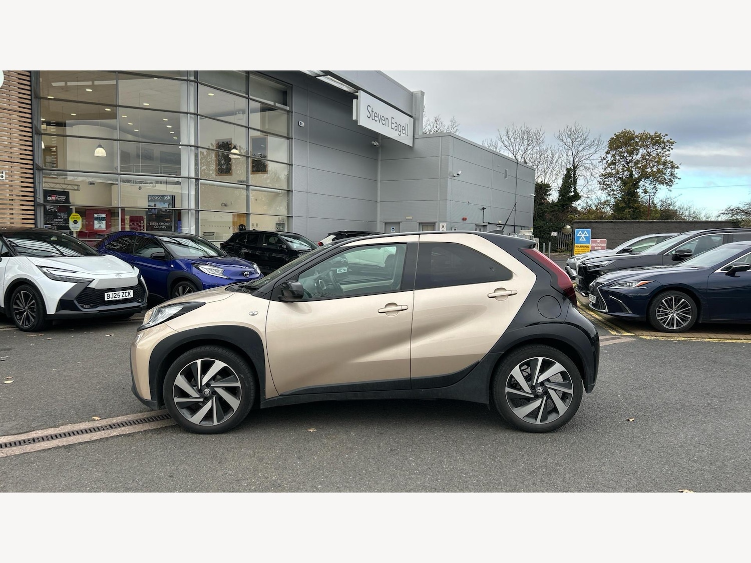 Used Toyota Aygo X 2023 for sale - 76666697: Photo 19