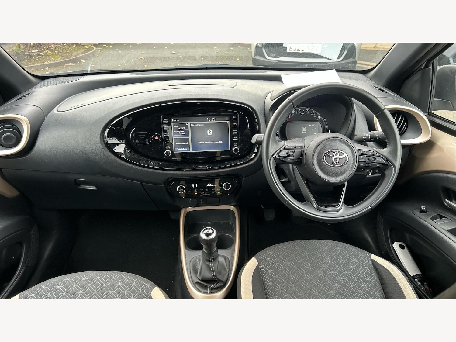 Used Toyota Aygo X 2023 for sale - 76666697: Photo 7