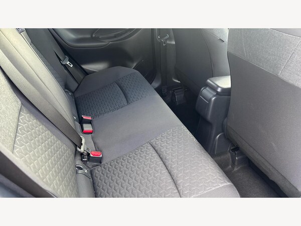 Used Toyota Yaris Cross 2024 for sale - 76200098: Photo 14