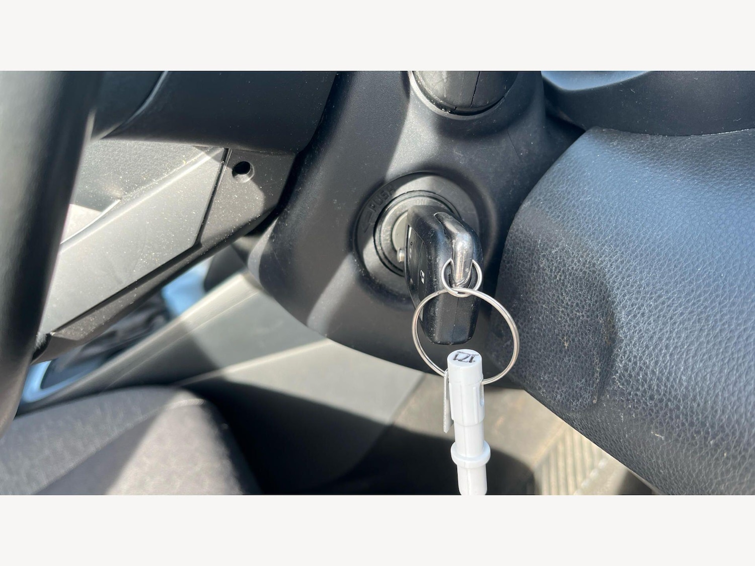 Used Toyota Yaris 2022 for sale - 78203720: Photo 18