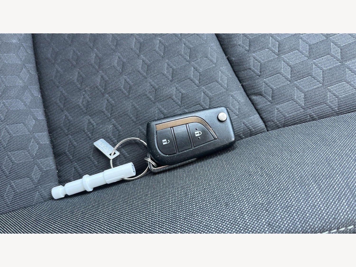 Used Toyota Yaris 2022 for sale - 78203720: Photo 30