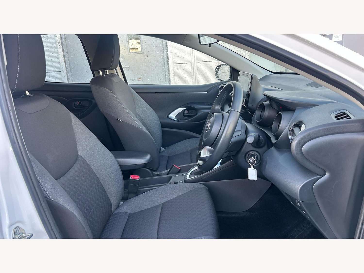 Used Toyota Yaris 2023 for sale - 76781485: Photo 13