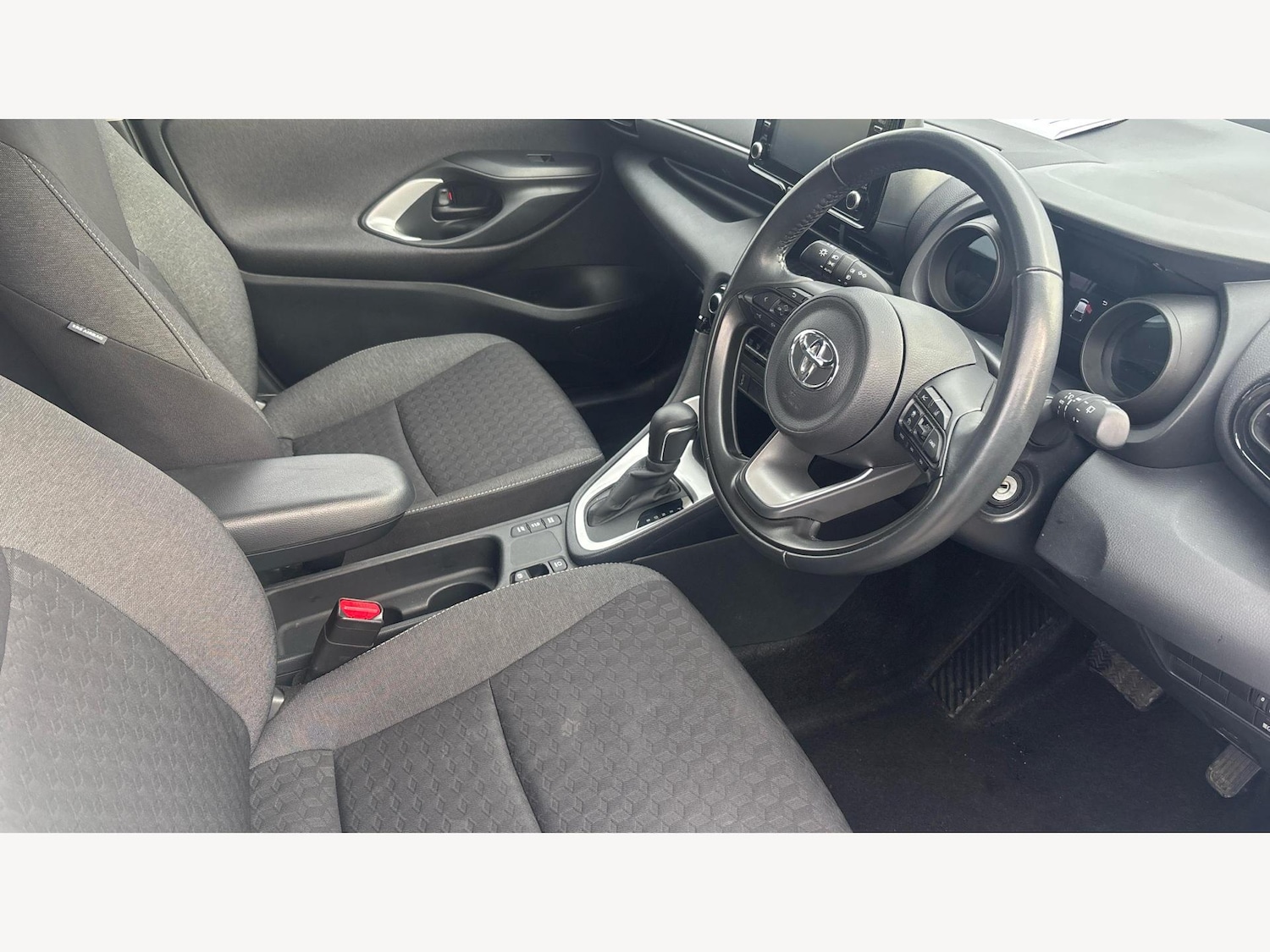 Used Toyota Yaris 2022 for sale - 77550310: Photo 13