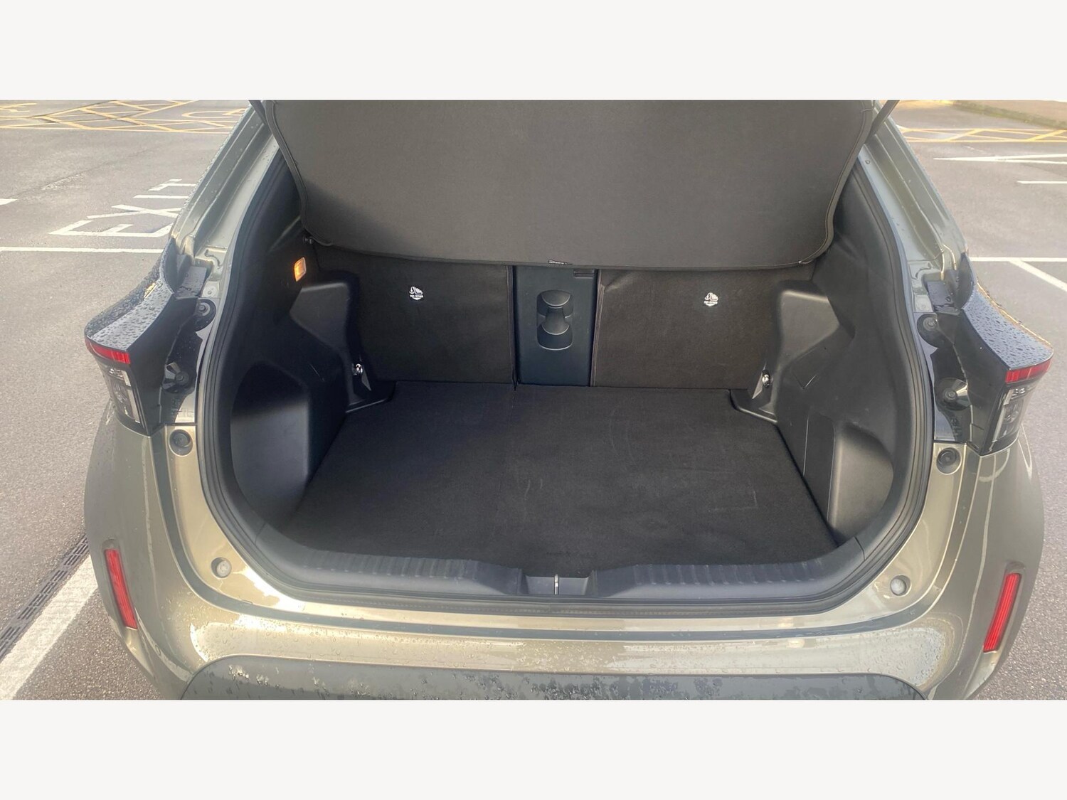 Used Toyota Yaris Cross for sale - 77267666: Photo 16