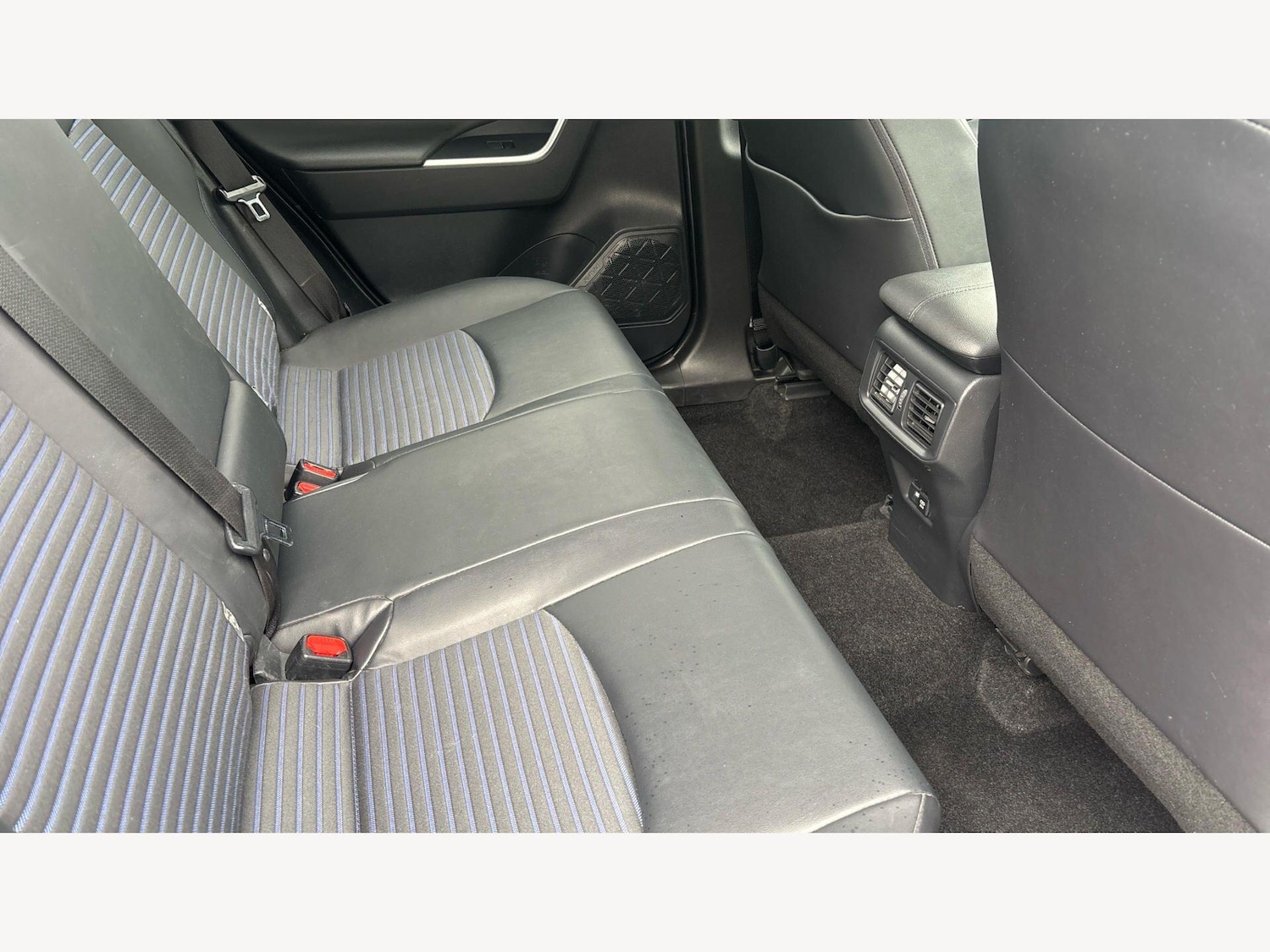 Used Toyota RAV4 for sale - 78220243: Photo 10