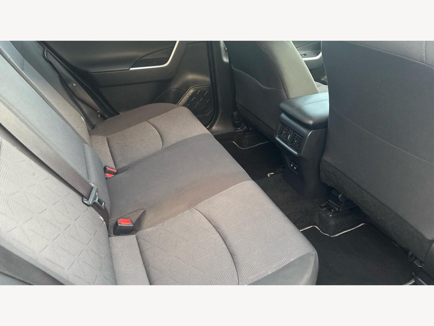 Used Toyota RAV4 2019 for sale - 77291122: Photo 14