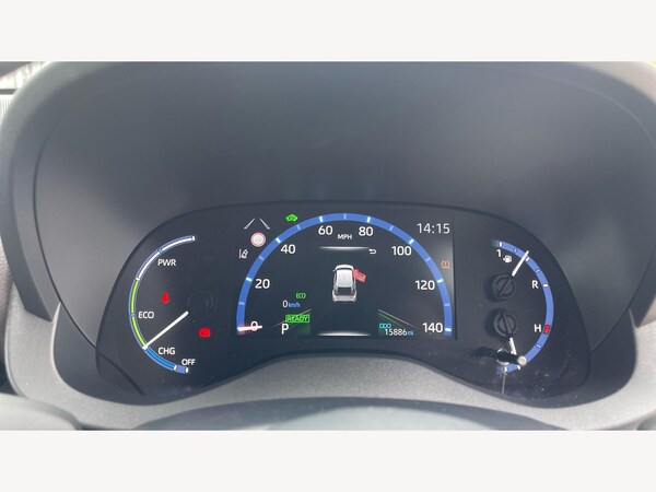 Used Toyota Yaris Cross 2023 for sale - 76109899: Photo 11