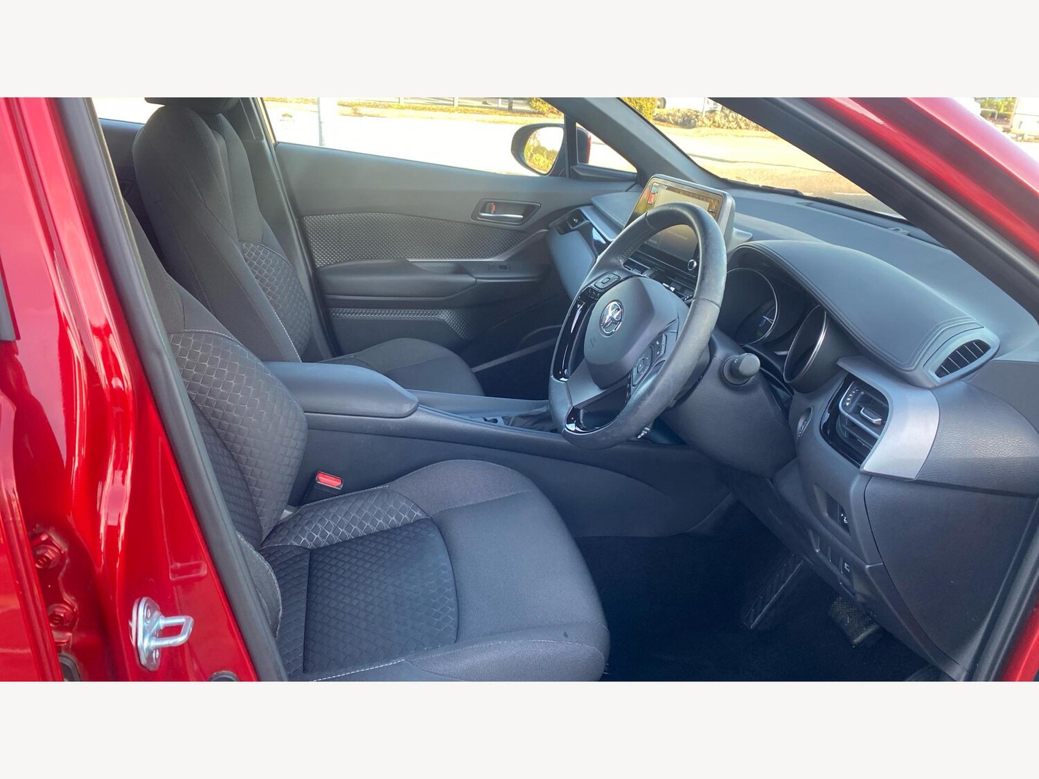 Used Toyota C-HR 2022 for sale - 76671263: Photo 13