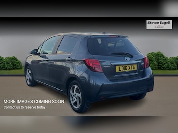 Used Toyota Yaris 2016 for sale - 77958204: Photo