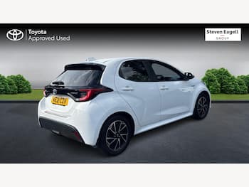 Used Toyota Yaris 2021 for sale - 79756095: Photo