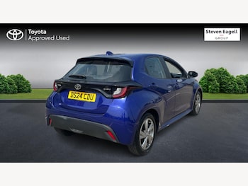 Used Toyota Yaris 2024 for sale - 79373479: Photo