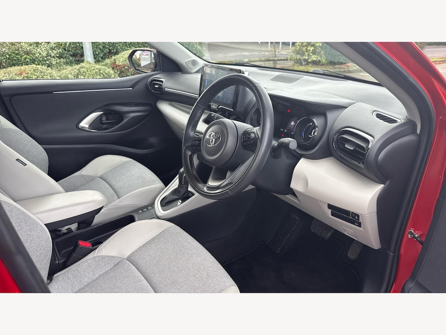 Used Toyota Yaris 2022 for sale - 76423665: Photo 13