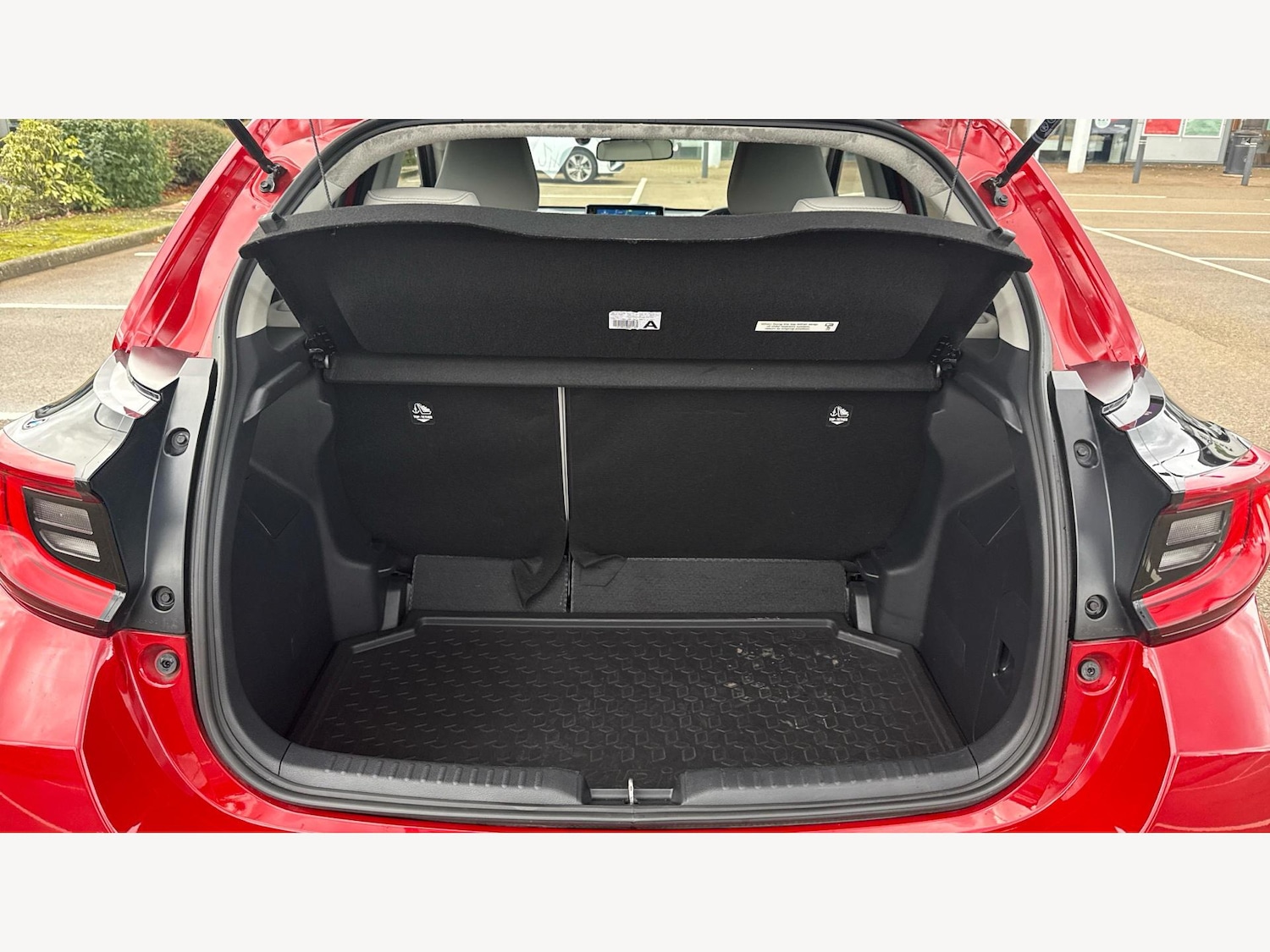 Used Toyota Yaris 2022 for sale - 76423665: Photo 16