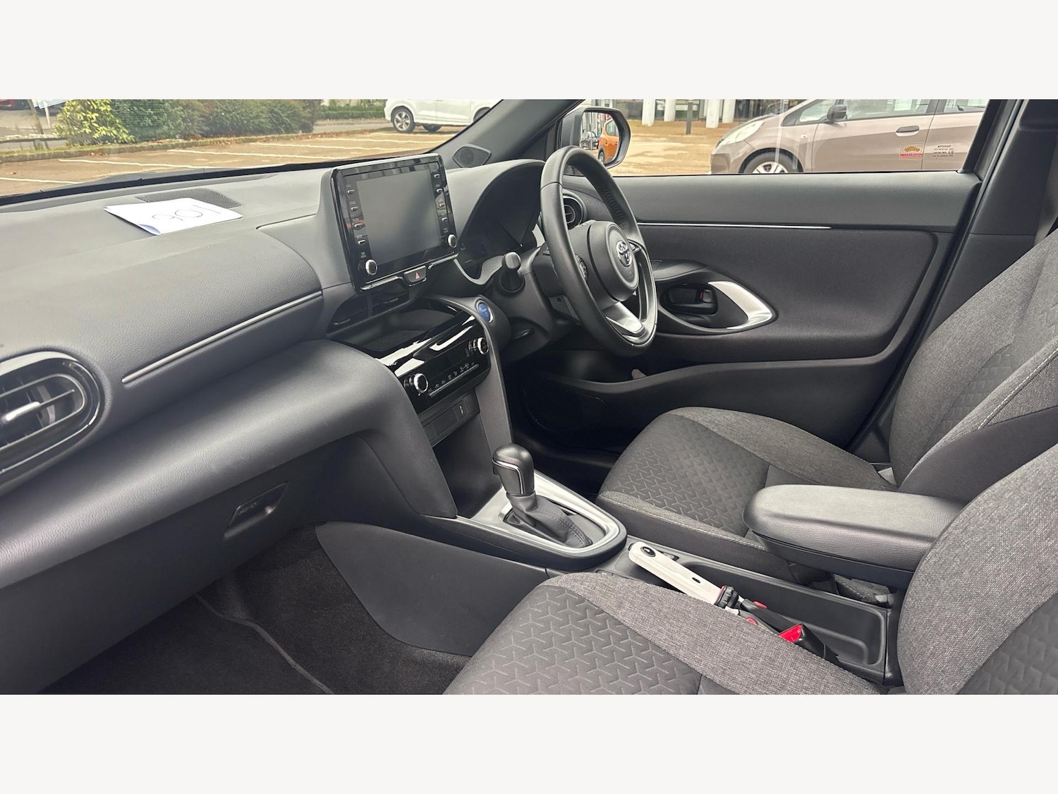 Used Toyota Yaris Cross 2023 for sale - 76441174: Photo 12