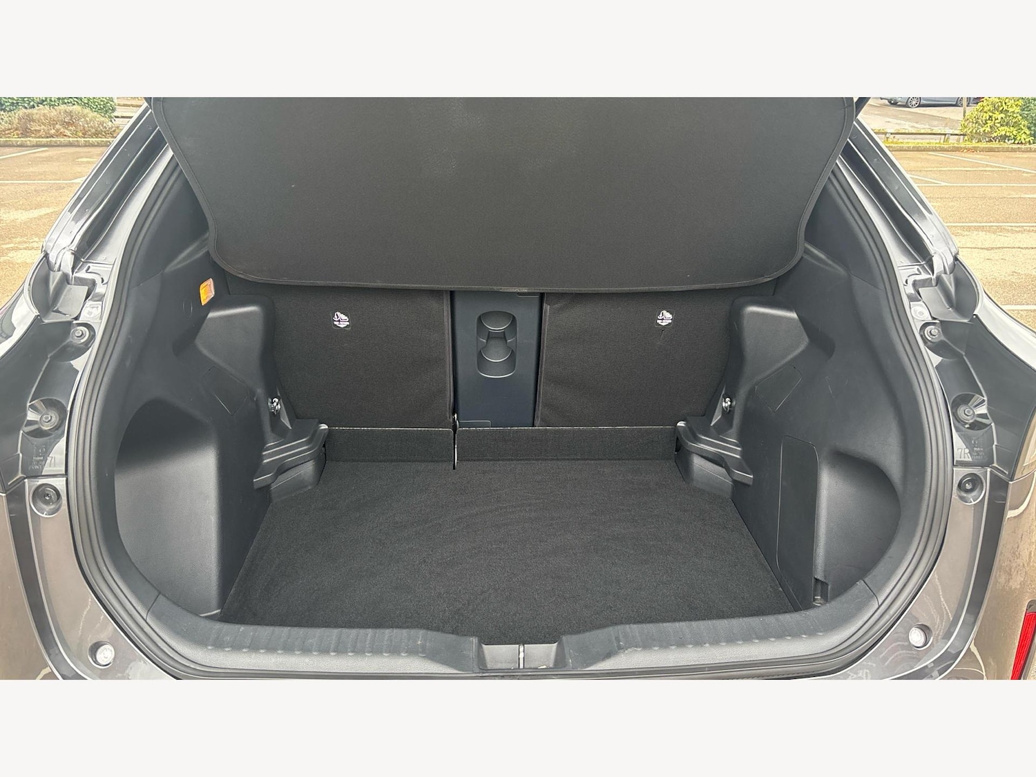 Used Toyota Yaris Cross 2023 for sale - 76441174: Photo 16