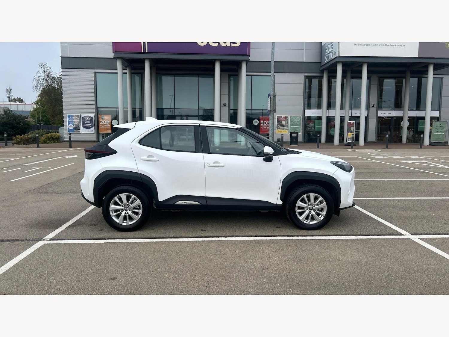 Used Toyota Yaris Cross 2024 for sale - 77304828: Photo 18