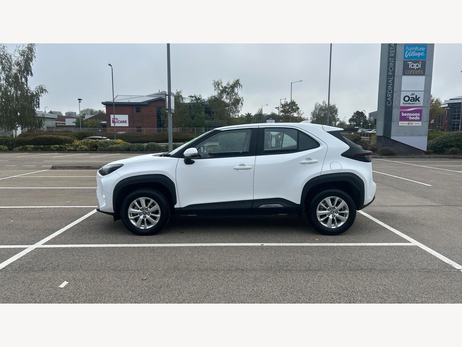 Used Toyota Yaris Cross 2024 for sale - 77304828: Photo 19