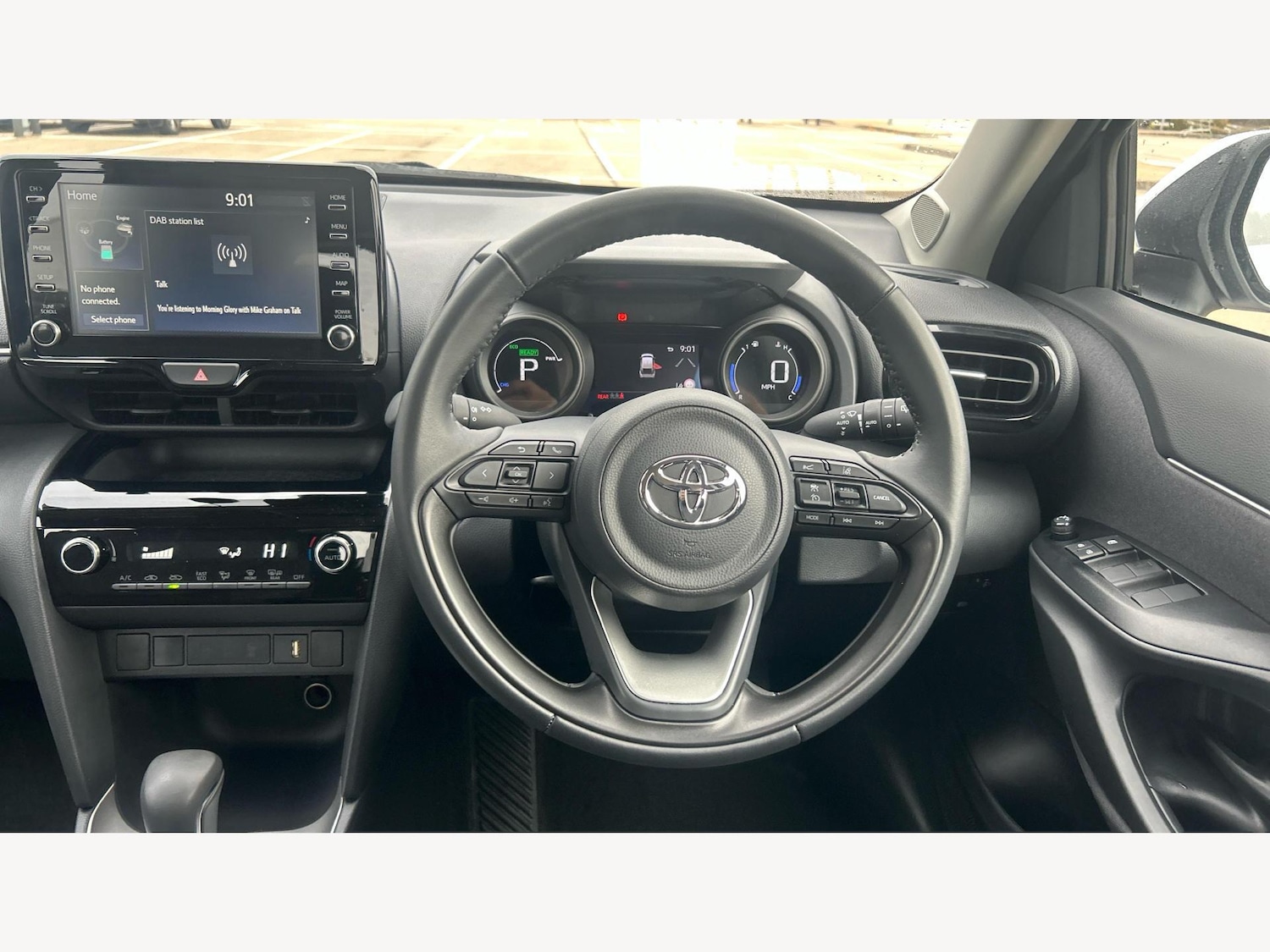Used Toyota Yaris Cross 2024 for sale - 77304828: Photo 8