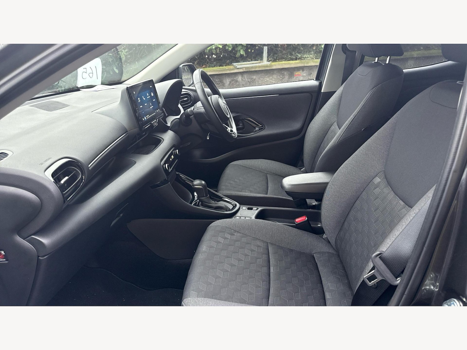 Used Toyota Yaris 2024 for sale - 77550227: Photo 12