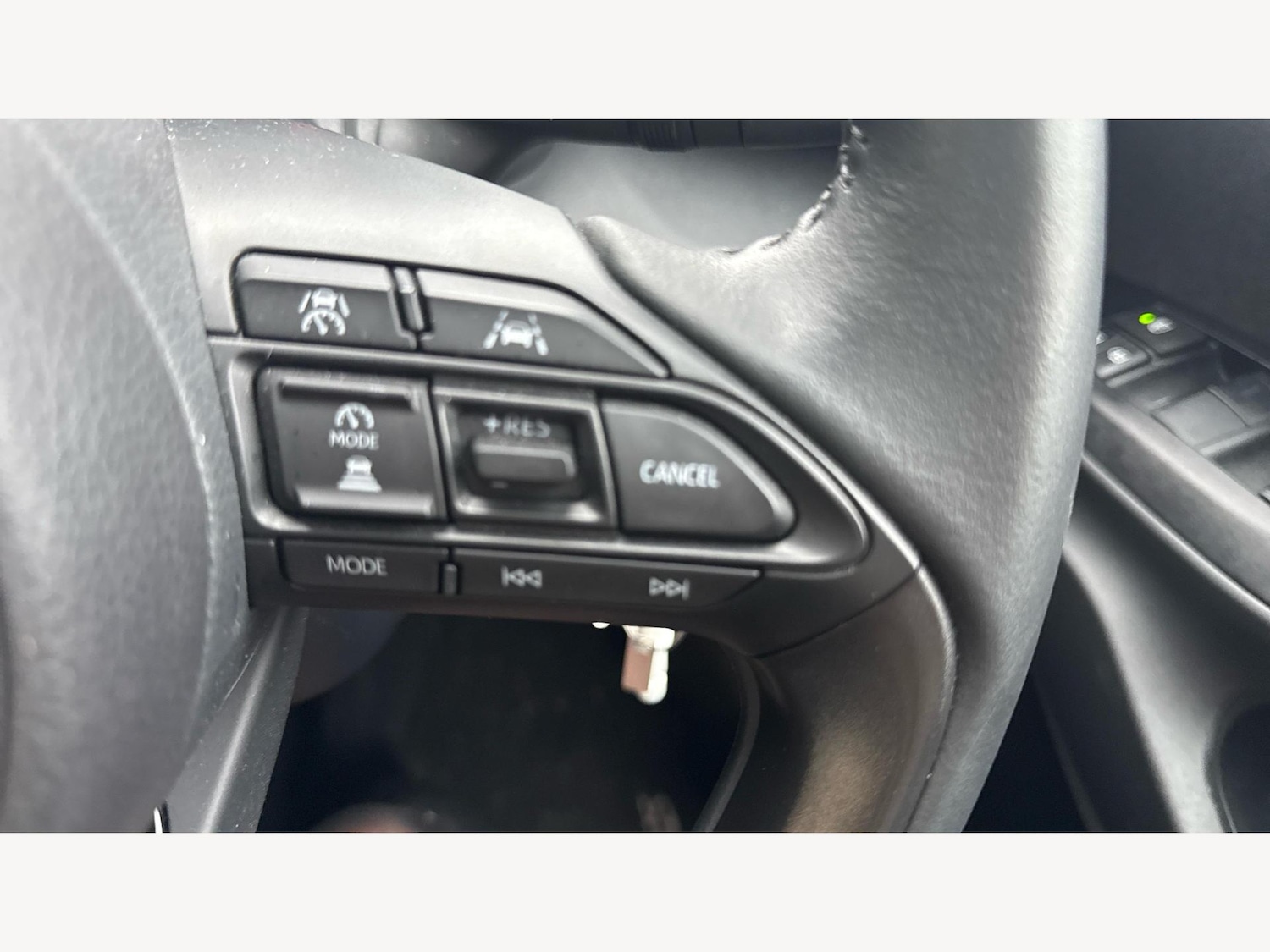 Used Toyota Yaris 2024 for sale - 77550227: Photo 27