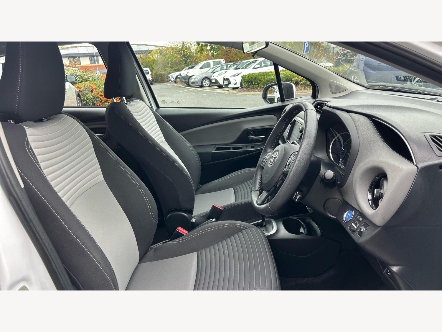 Used Toyota Yaris 2019 for sale - 76259409: Photo 13